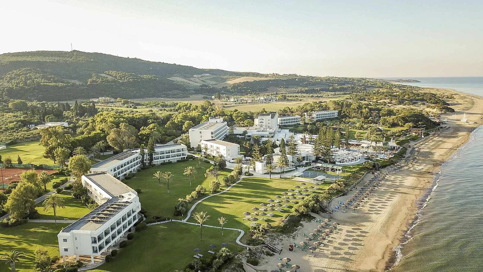 Robinson Kyllini Beach